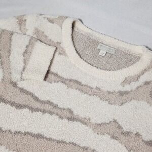 women's BAREFOOT DREAMS CozyChic crew neck Seaside pullover‎ Cream Zebra size L